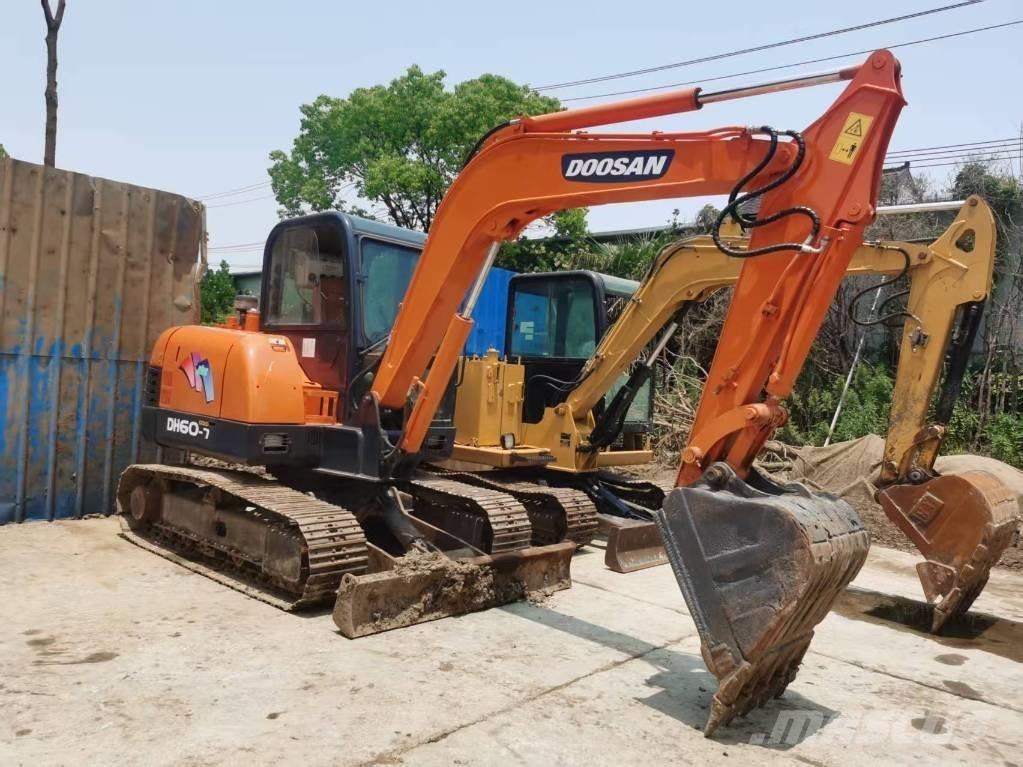 Doosan DH 60-7 Mini pelle < 7t