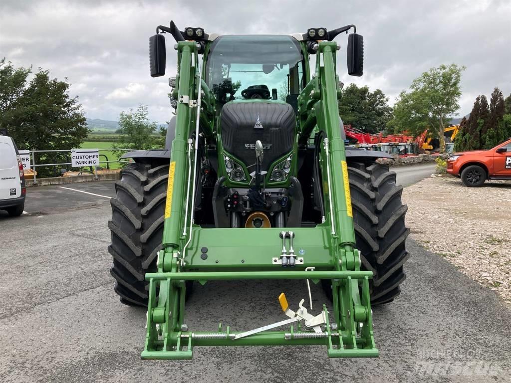 Fendt 724 Profi Plus Tracteur