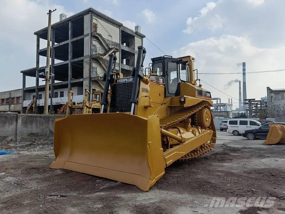 CAT D9N Bouteurs sur chenilles
