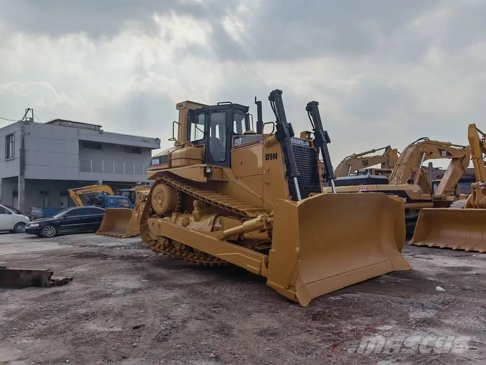 CAT D9N Bouteurs sur chenilles