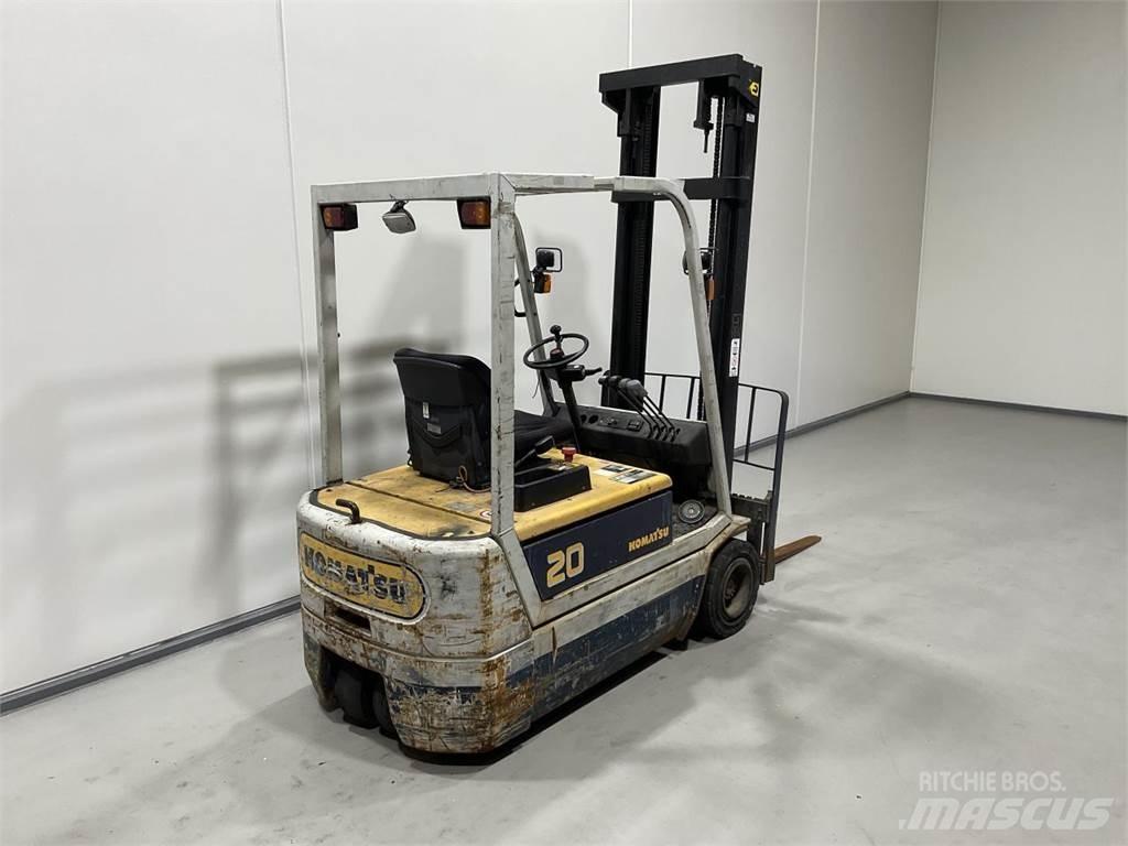 Komatsu FB20M-2E Chariots élévateurs électriques