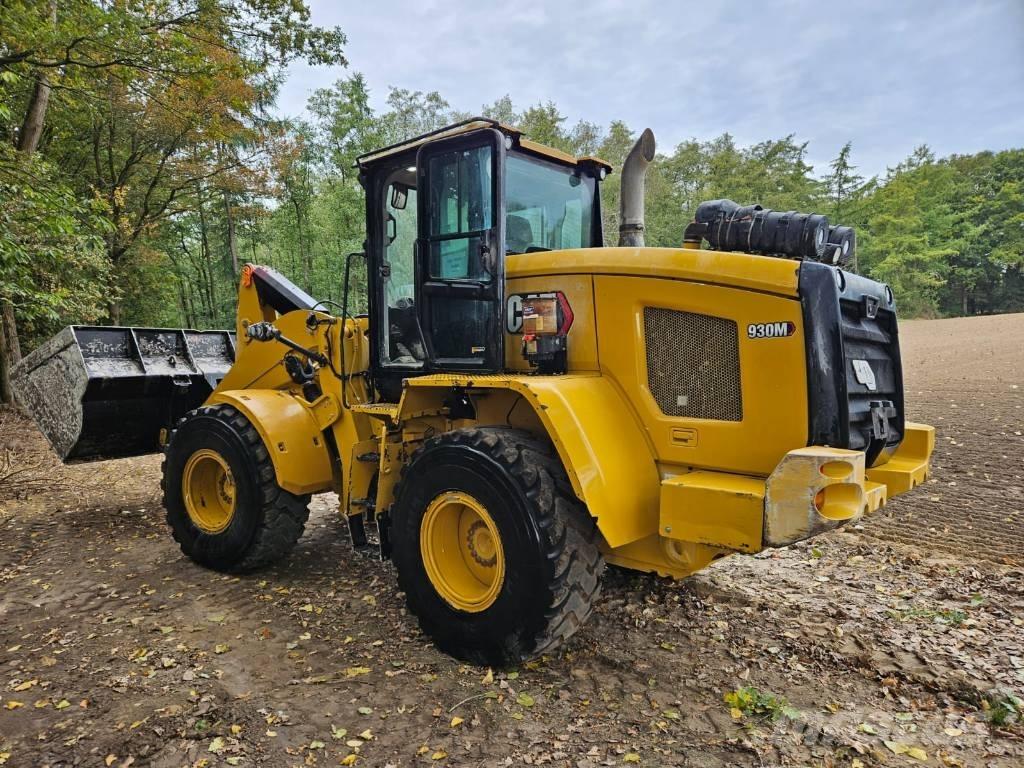 CAT 930 M Chargeuse sur pneus