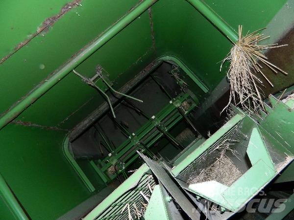 John Deere 960 Moissonneuse batteuse