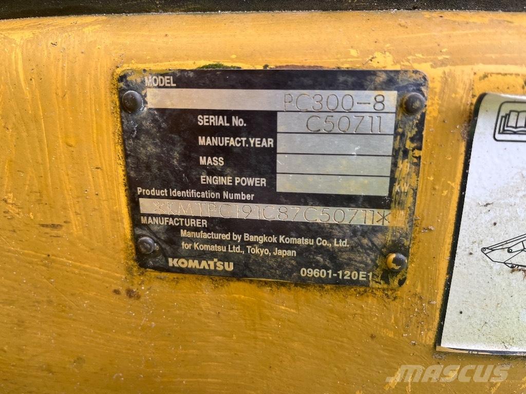 Komatsu PC 300-8 Pelle sur chenilles