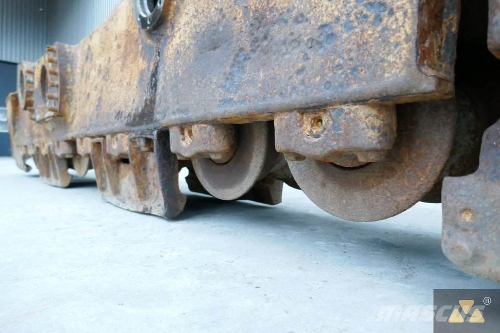 CAT 261-3079 Pneus, roues et jantes