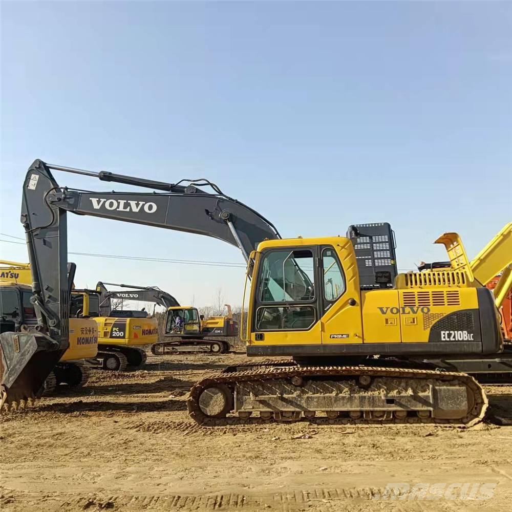 Volvo EC210B Pelle sur chenilles