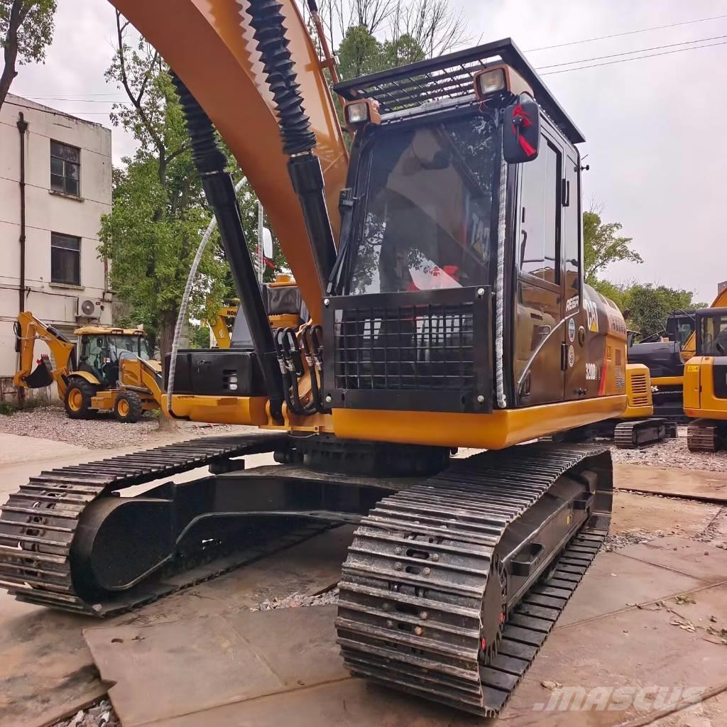 CAT 320 D2L Pelle sur chenilles
