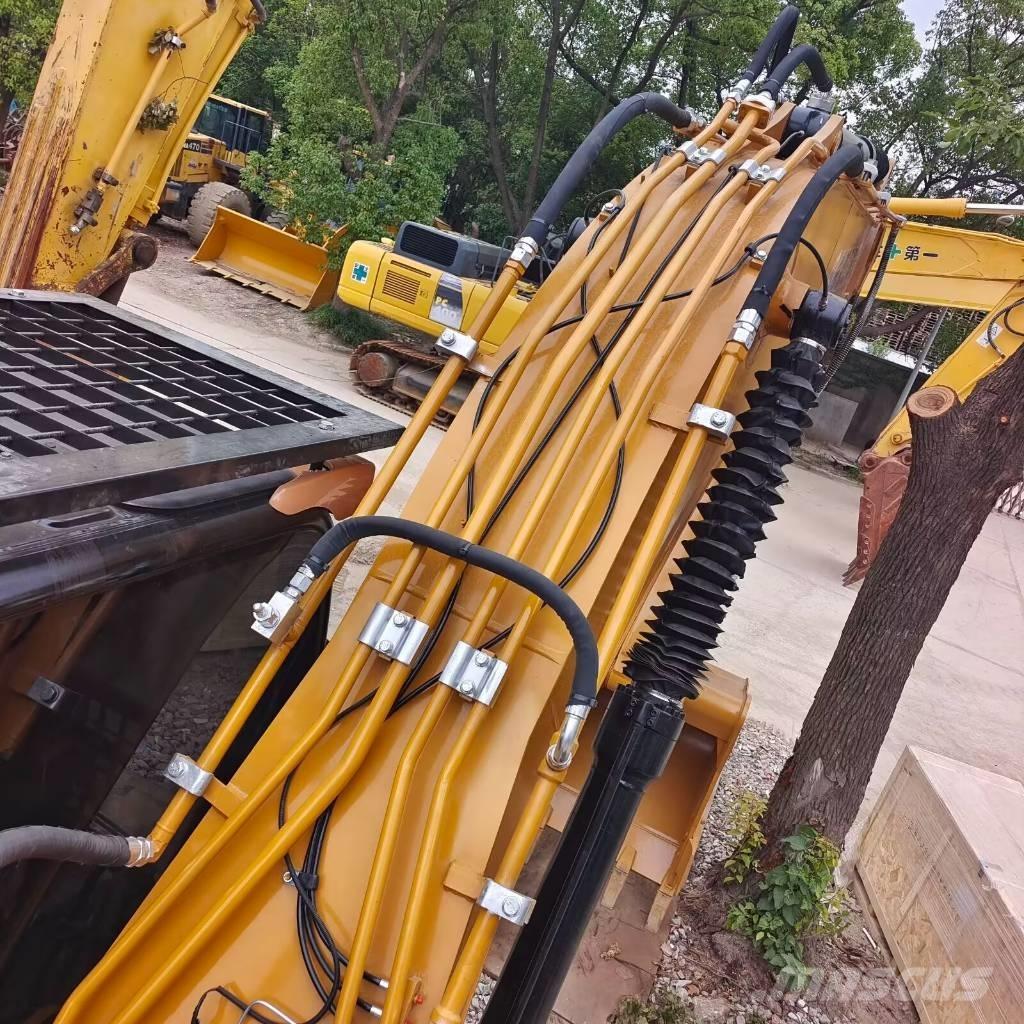 CAT 320 D2L Pelle sur chenilles