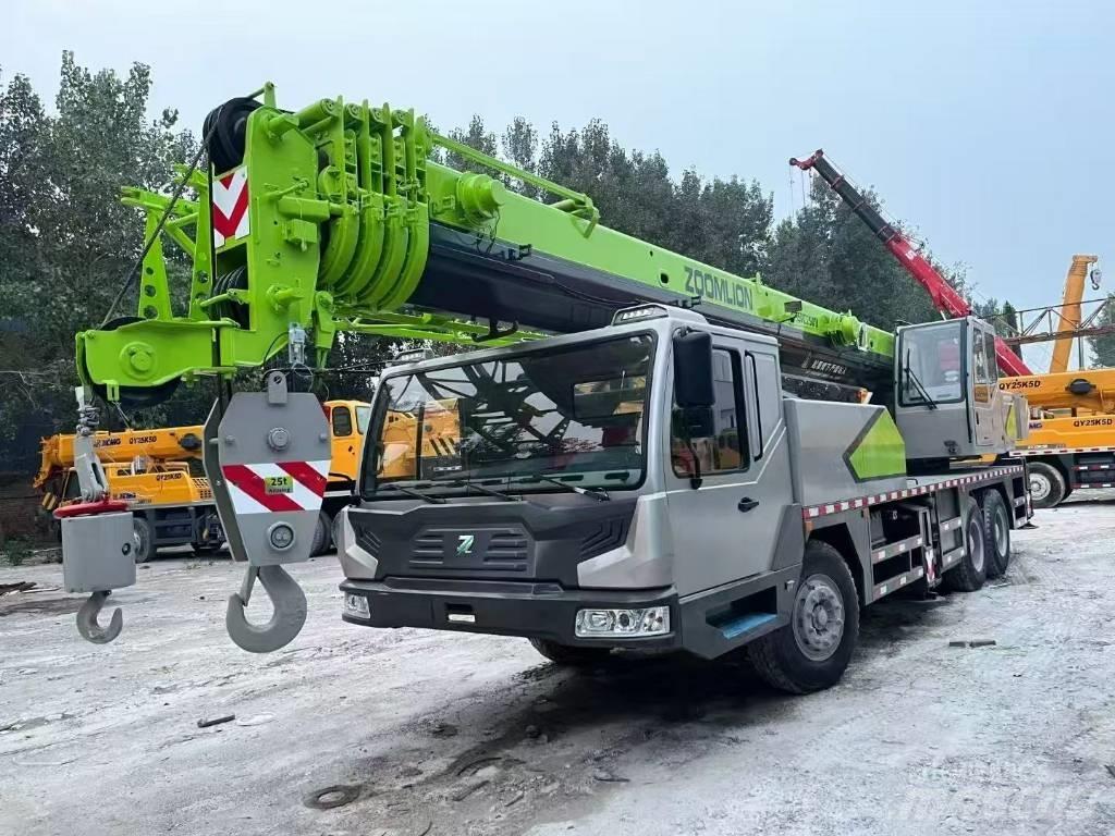 Zoomlion ZTC 250 A Grues tout terrain