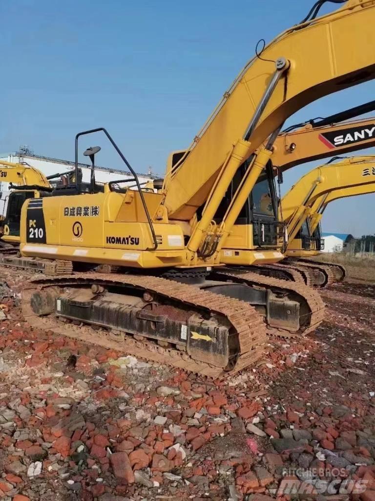 Komatsu PC 210 Pelle sur chenilles
