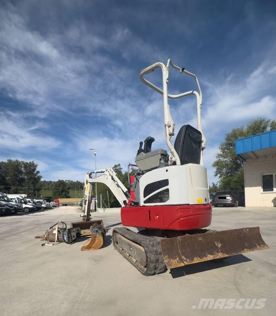 Takeuchi TB 210 R Mini pelle < 7t