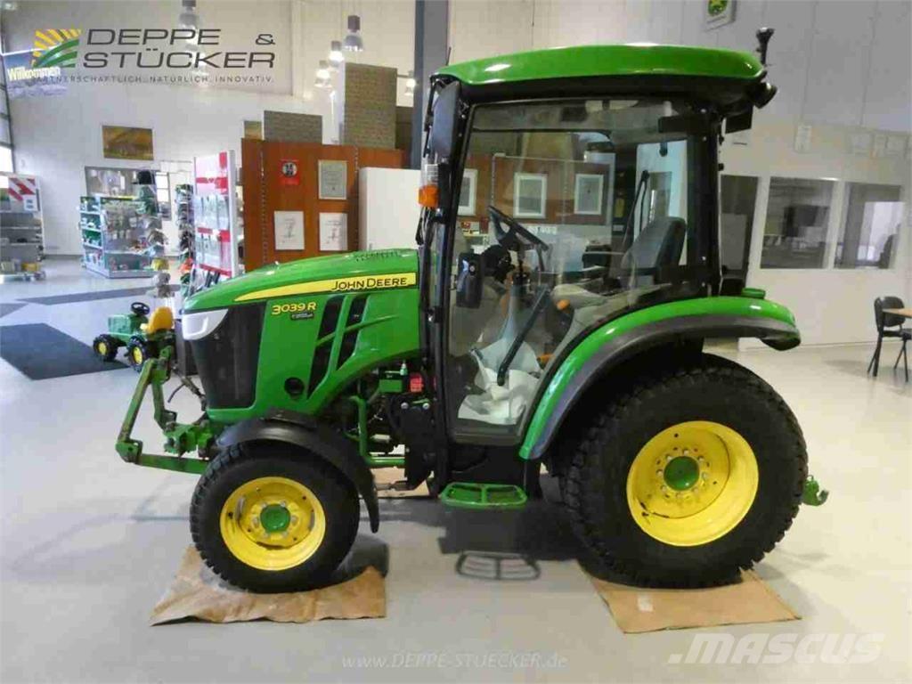 John Deere 3039R Micro tracteur