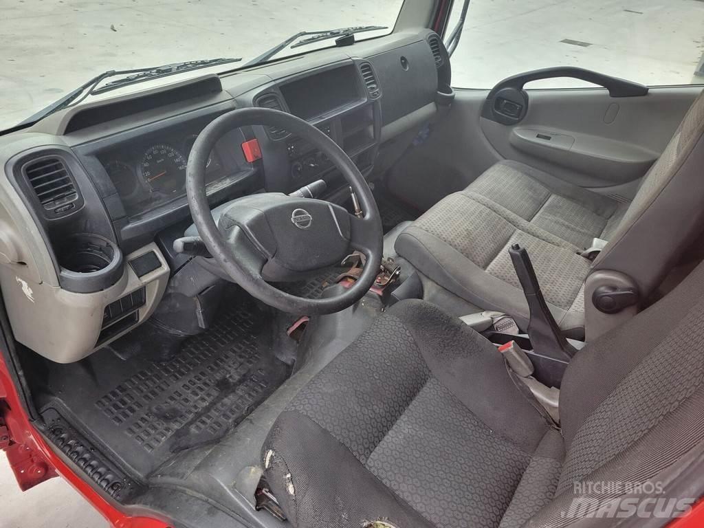 Nissan Cabstar Cabines