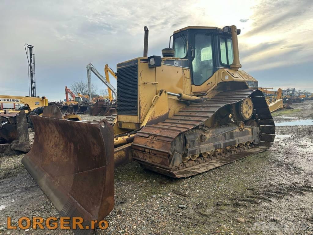 CAT D 6 M LGP Bouteurs sur chenilles