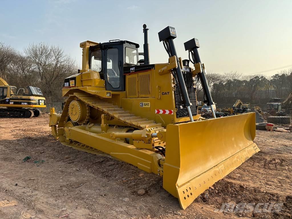 CAT D 8 R Bouteurs sur chenilles