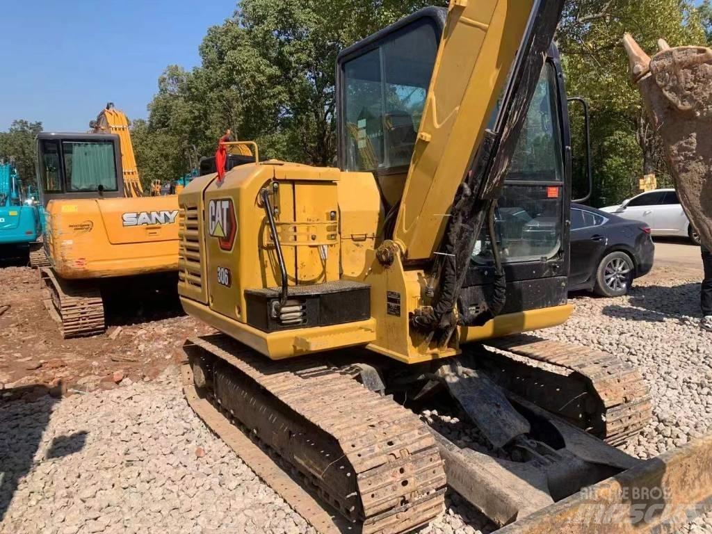 CAT 306 Pelle sur chenilles
