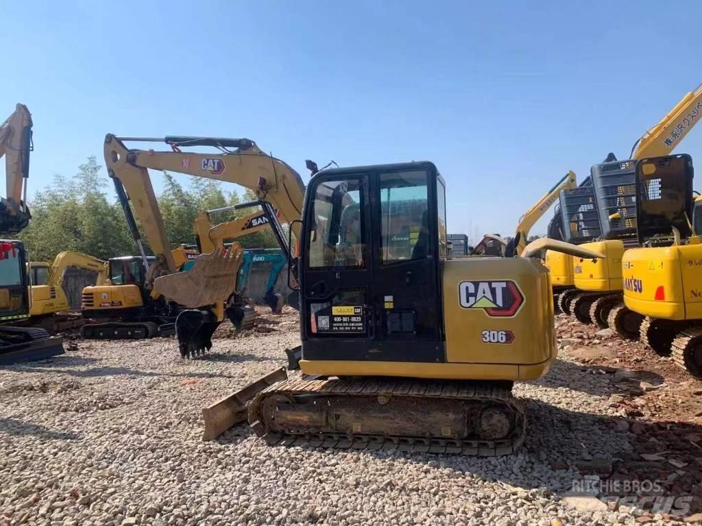 CAT 306 Pelle sur chenilles