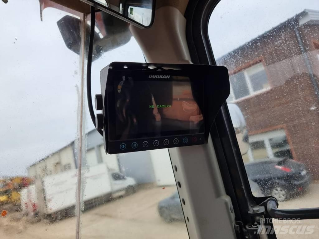 Doosan DL 200-3 Chargeuse sur pneus