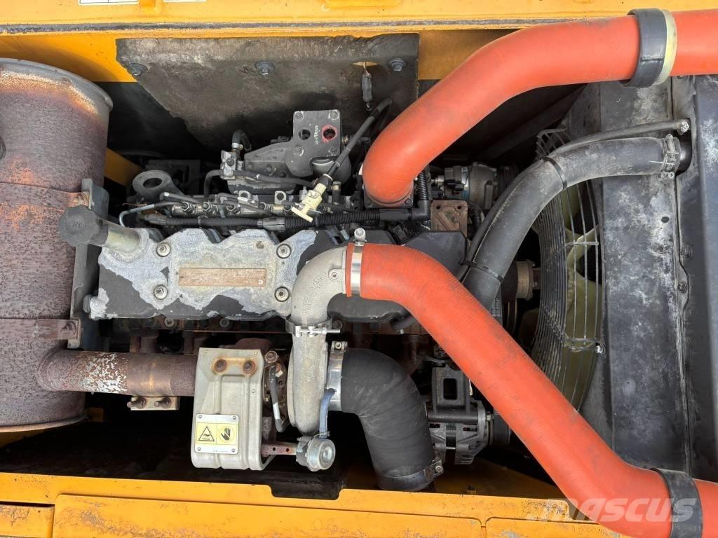 Hyundai 140W-9 Pelle sur pneus