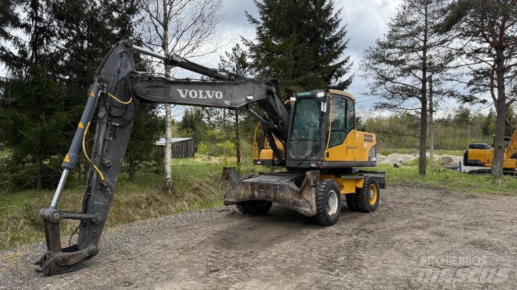 Volvo EW 160 C Pelle sur pneus