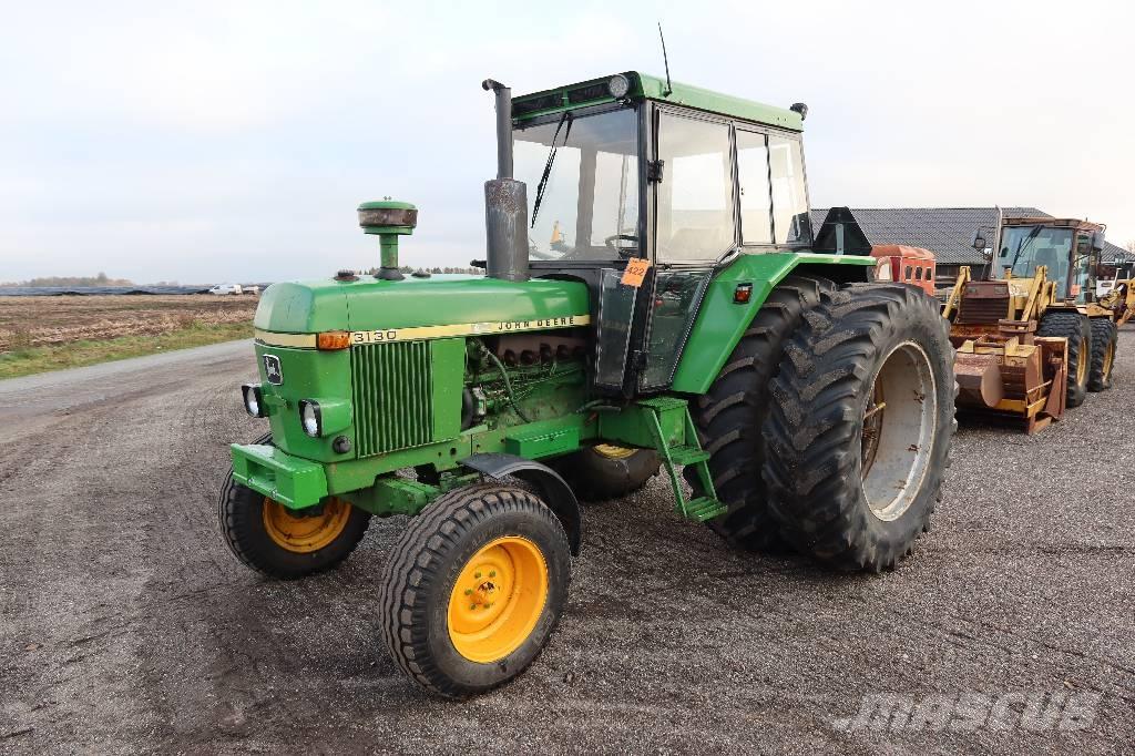 John Deere 3130 Tracteur