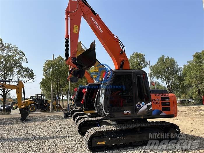 Hitachi ZX 130 Pelle sur chenilles