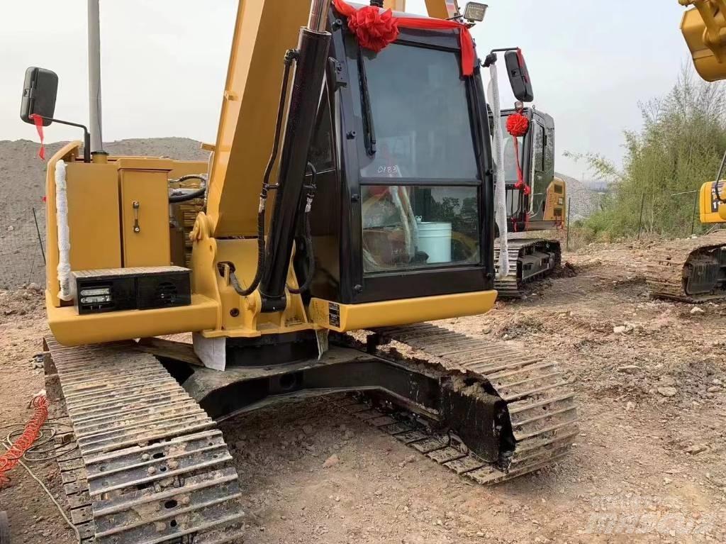 CAT 307 Pelle sur chenilles