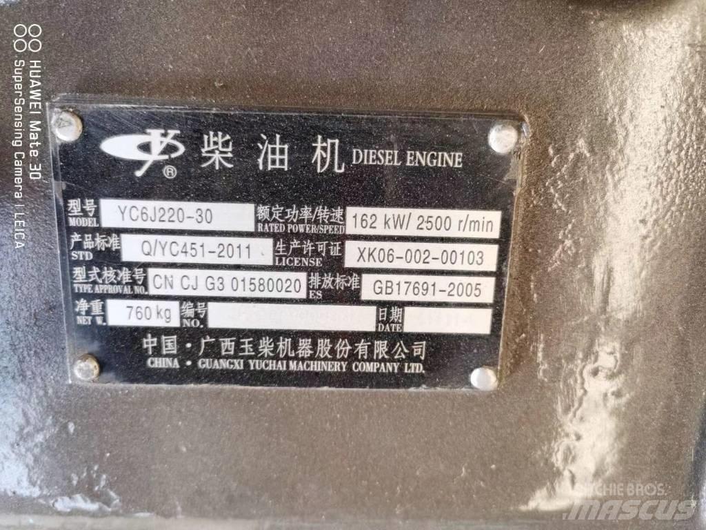 Yuchai YC6J220-30 Moteur