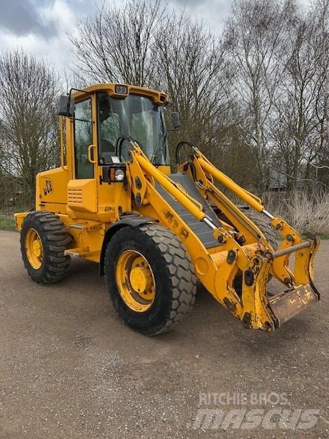 JCB 411 B Chargeuse sur pneus