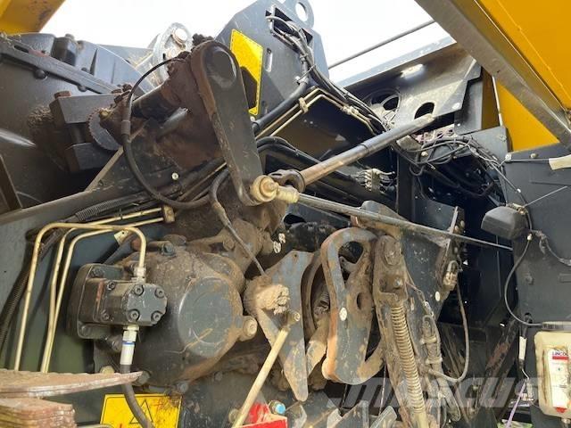 New Holland BB 940 A Presse cubique