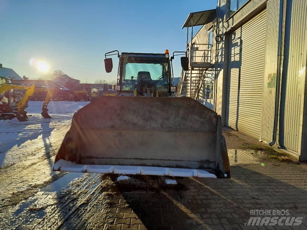 Wacker Neuson 8115 Chargeuse sur pneus