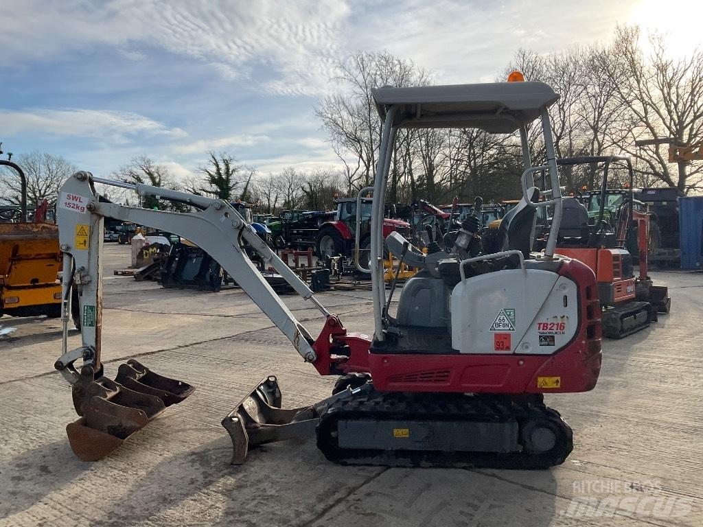 Takeuchi TB 216 Mini pelle < 7t