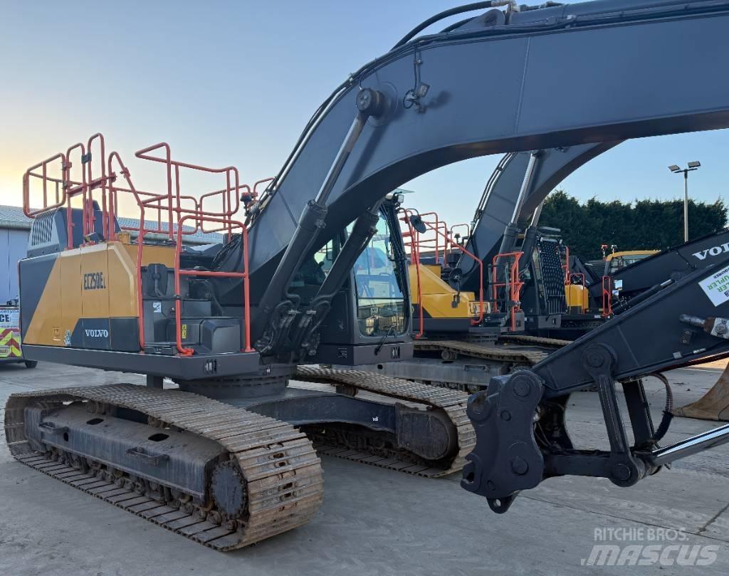 Volvo EC 250 EL Pelle sur chenilles