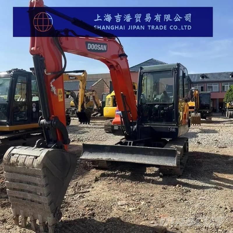 Doosan DX 60 Mini pelle < 7t