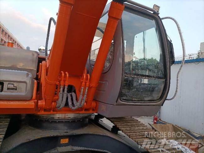 Hitachi Zaxis 200 LC Pelle sur chenilles
