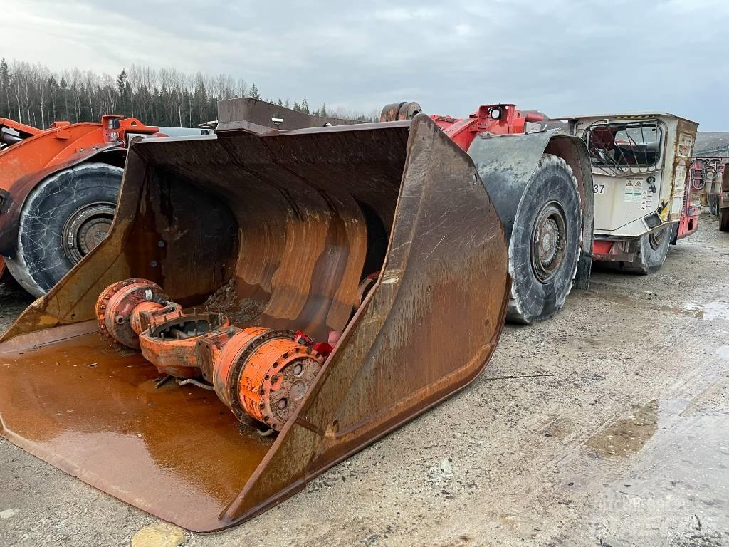 Sandvik LH 514 Chargeuses pour exploitations minières souterraines