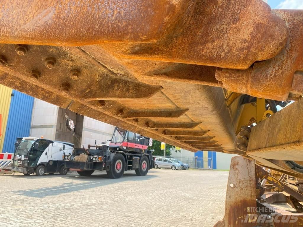CAT D6T NVT Bouteurs sur chenilles