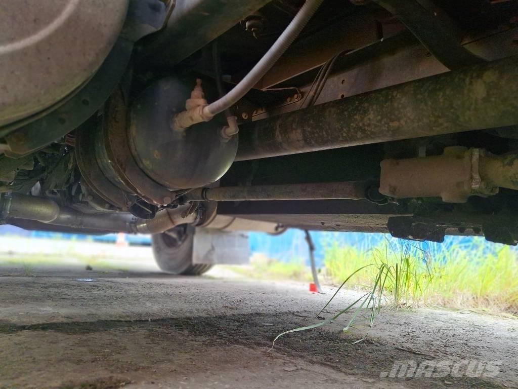  Volvo/Stokota FM/CS Motrici cisterna