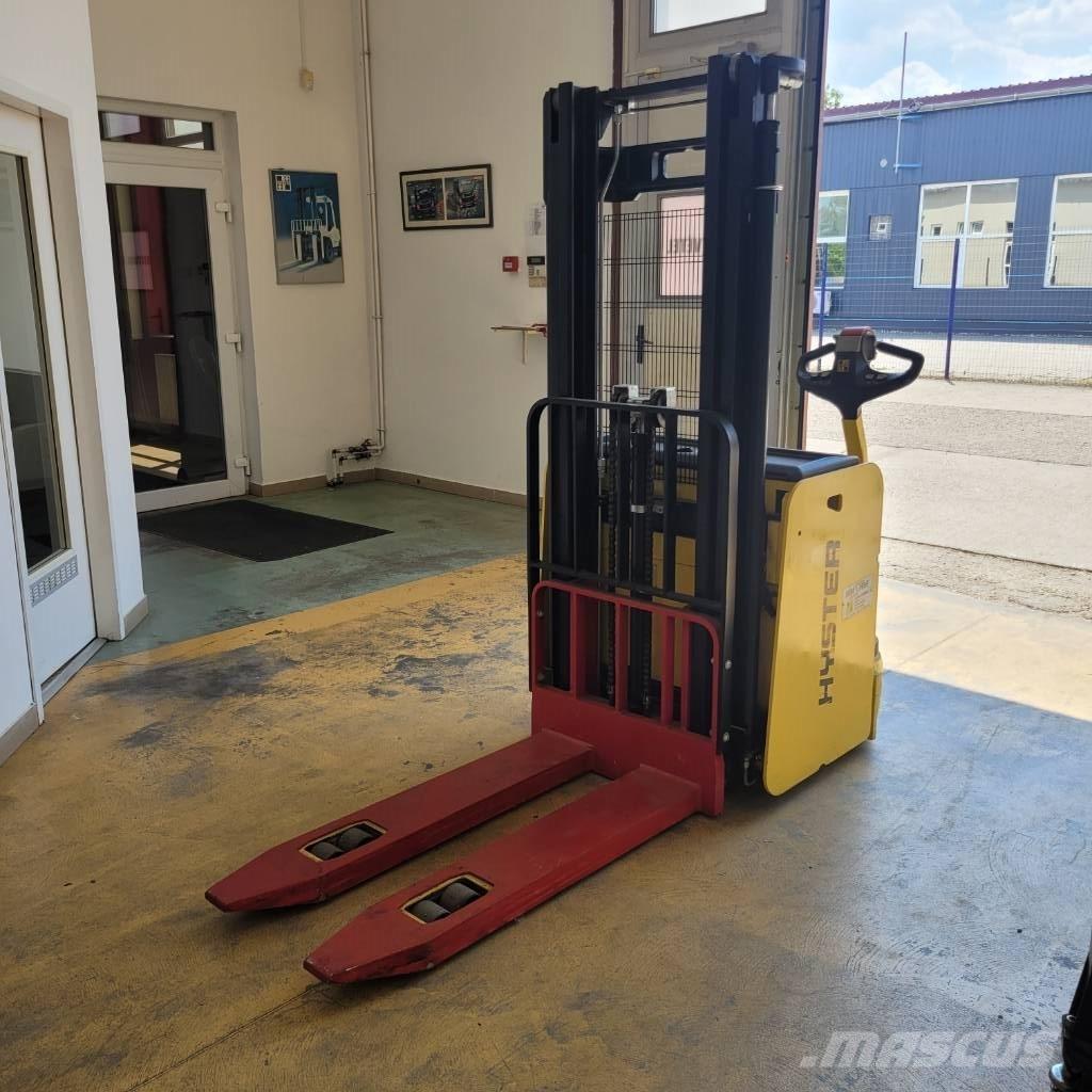 Hyster S1.4iL Gerbeur accompagnant