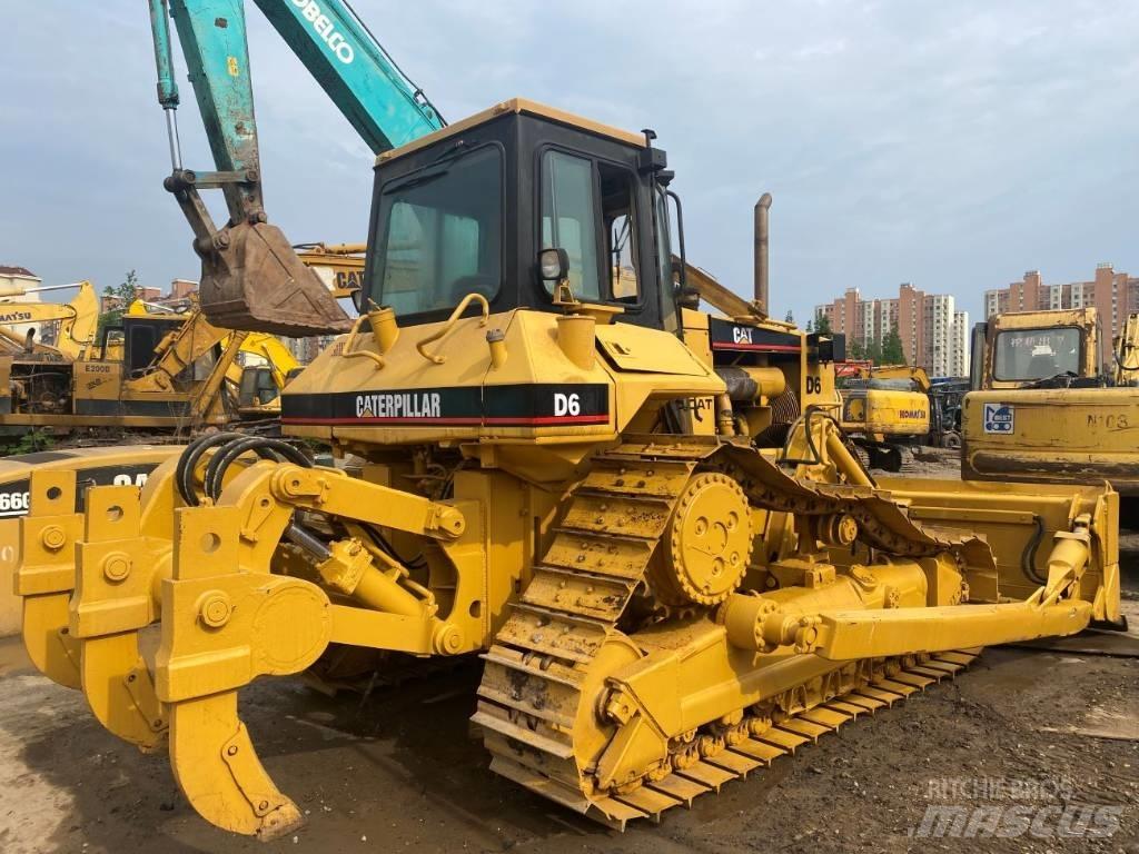 CAT D6R Bouteurs sur chenilles
