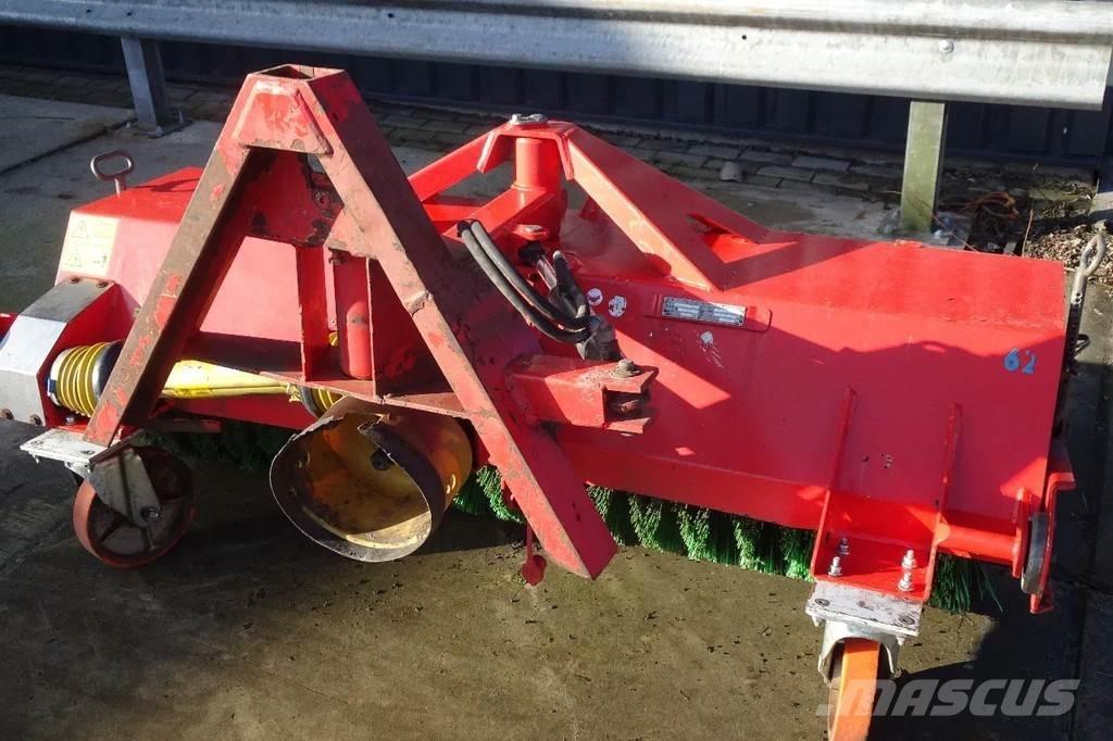 Dücker Veegmachine Camion balayeur