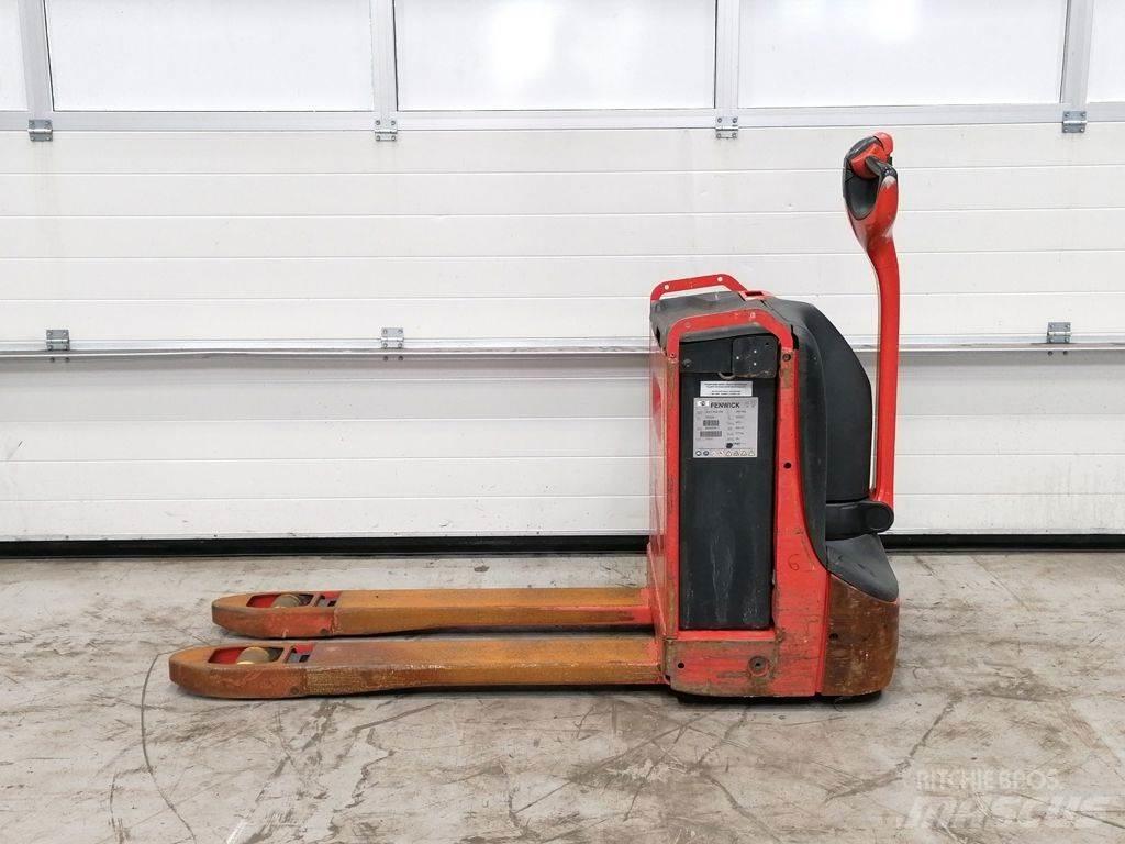 Linde T16 Transpalette accompagnant
