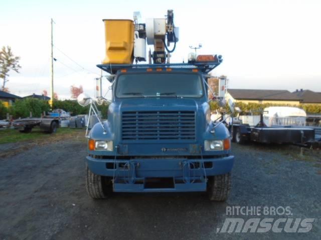 International F 4900 Camion nacelle