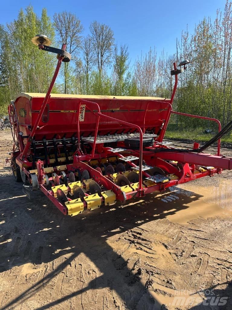 Väderstad Rapid400C Semoir