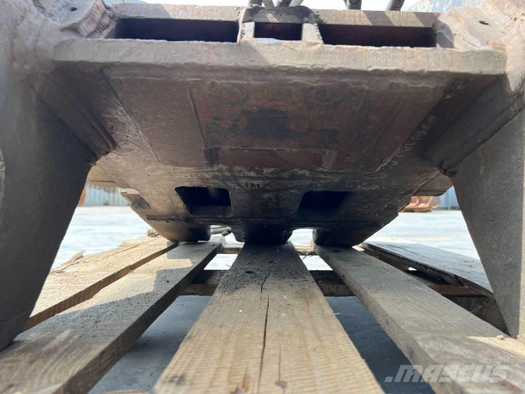 Volvo S3 / 352F Attache rapide pour godet