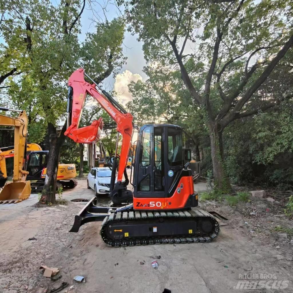 Hitachi ZX 50 U Mini pelle < 7t