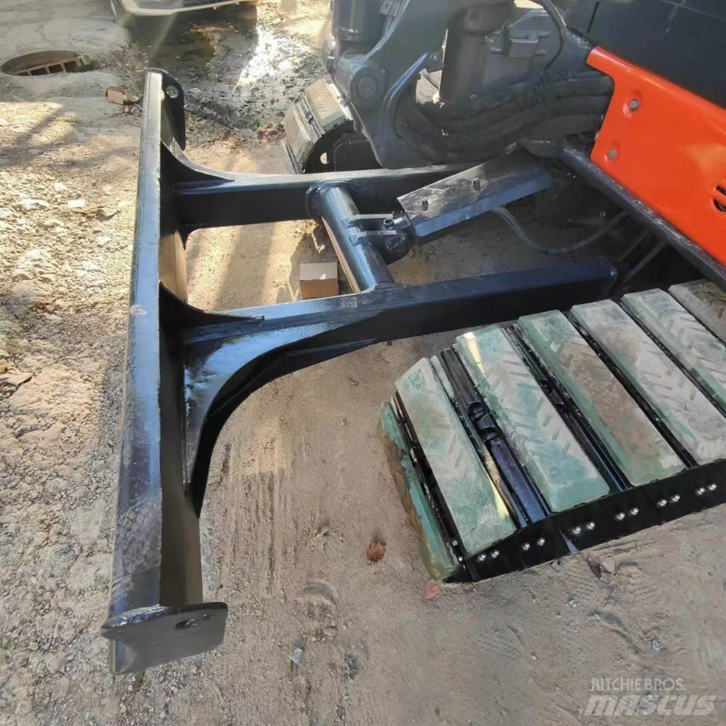 Hitachi ZX 50 U Mini pelle < 7t