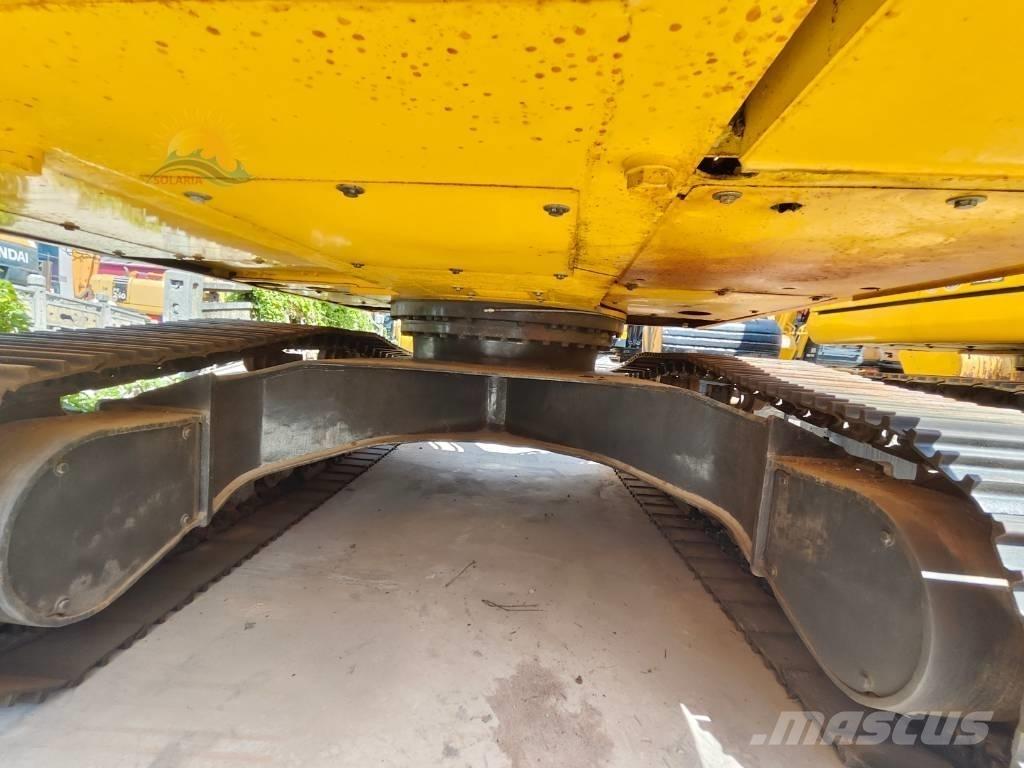 Komatsu PC 220-8 Pelle sur chenilles