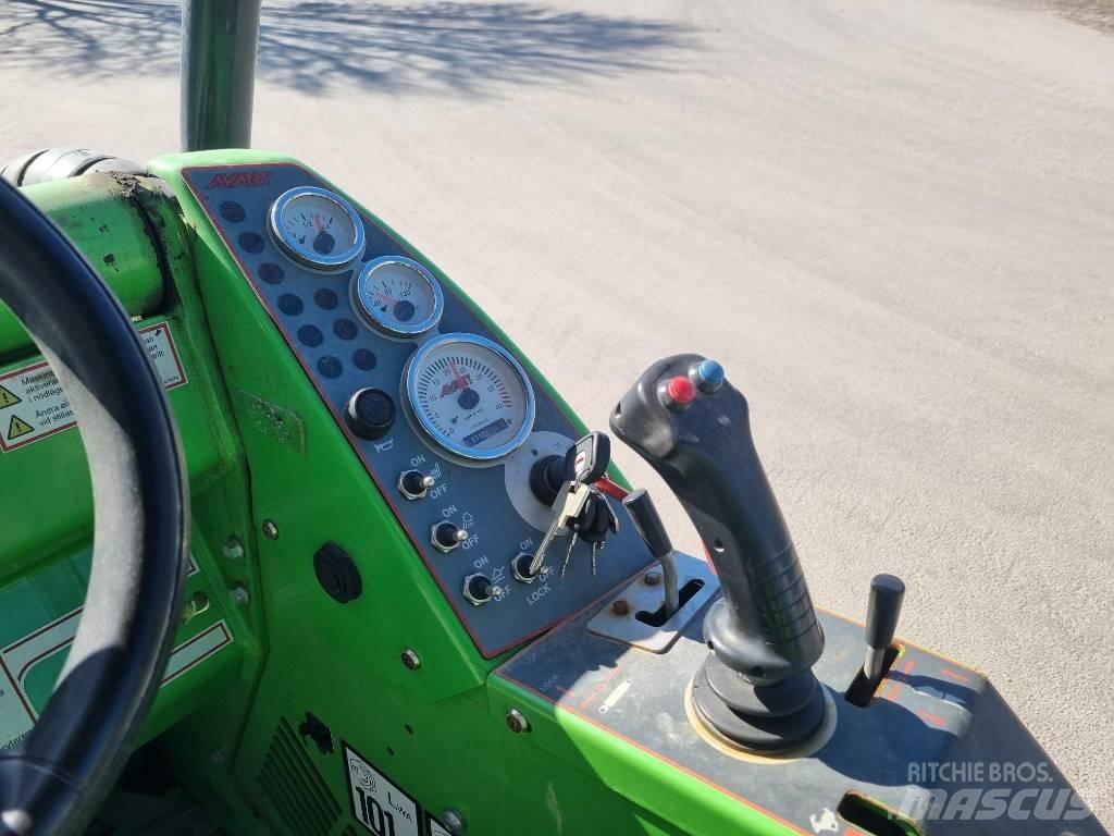 Avant 528 Mini chargeuse