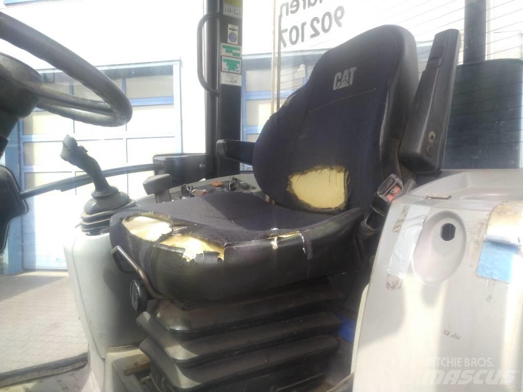 CAT 907 H Chargeuse sur pneus